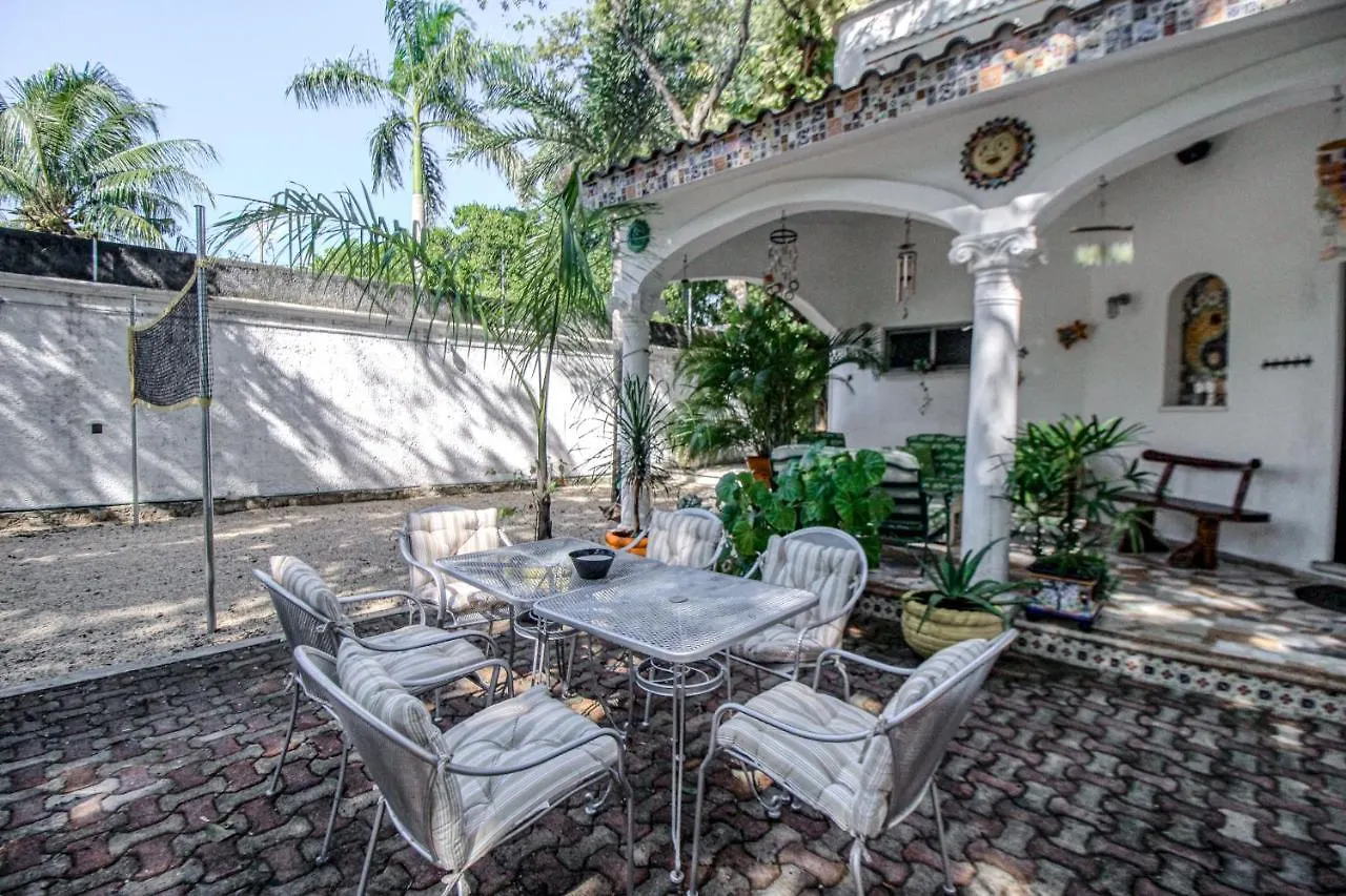 Urban Eden Playa del Carmen Apartment